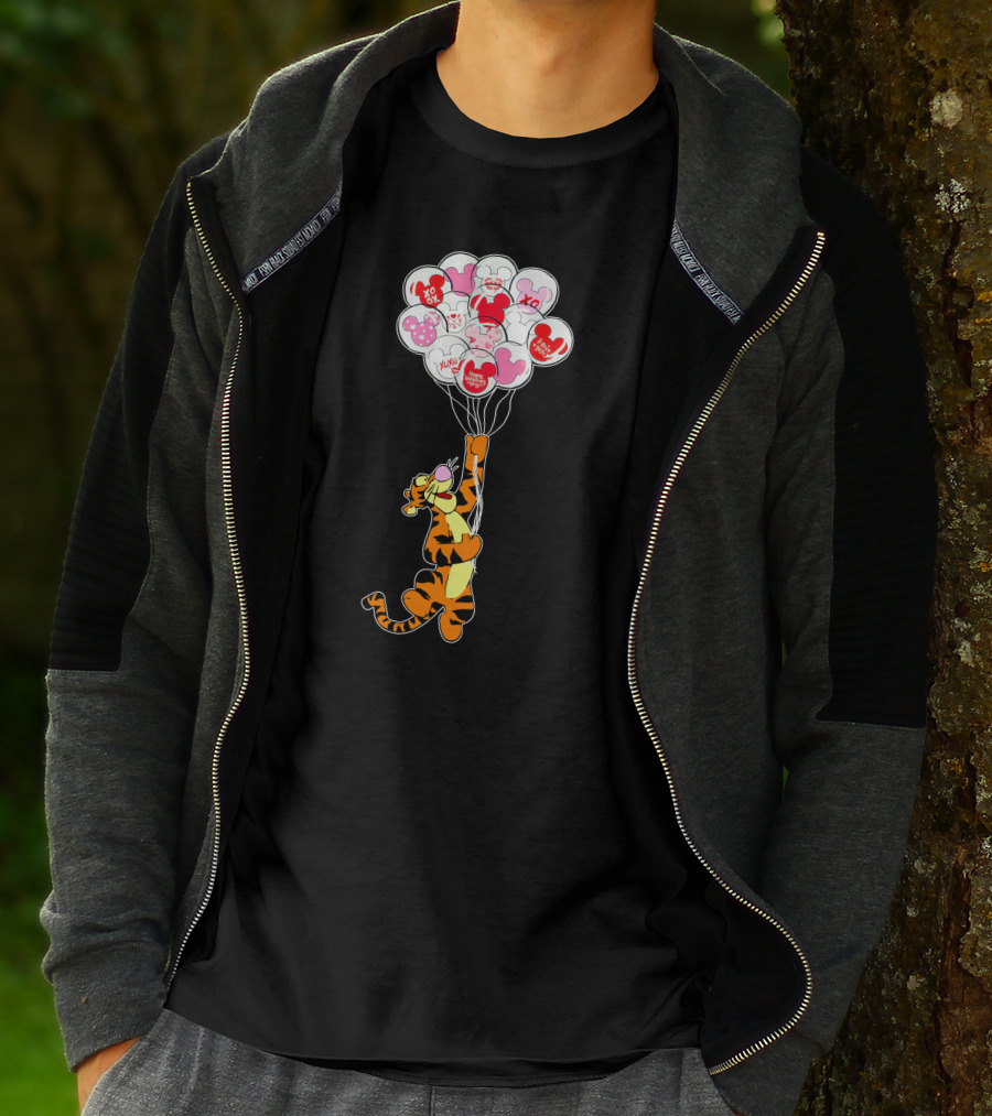 Tigger Flying With Mickey Balloons Valentine's Day Xo Hunny Disney T-Shirt