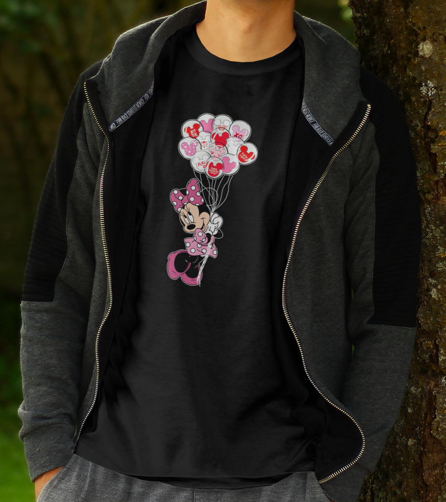 Minnie Mouse Holding Heart Balloons With Xoxo And Hugs Kisses Patterns T-Shirt