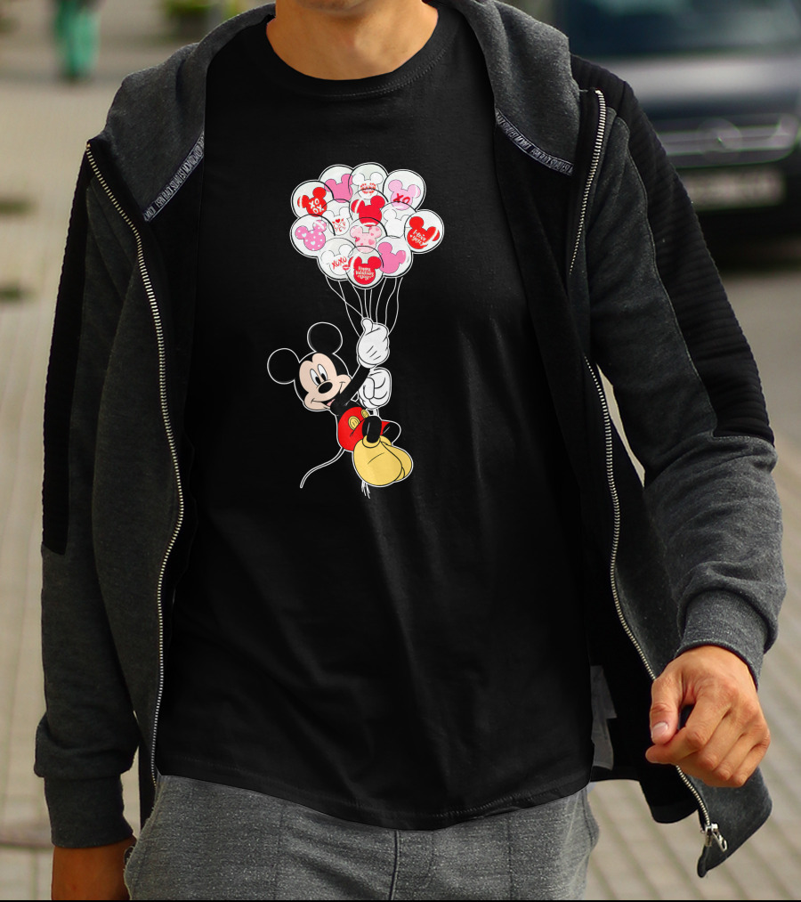 Mickey Mouse Holding Heart Balloons With Xo Love Messages T-Shirt