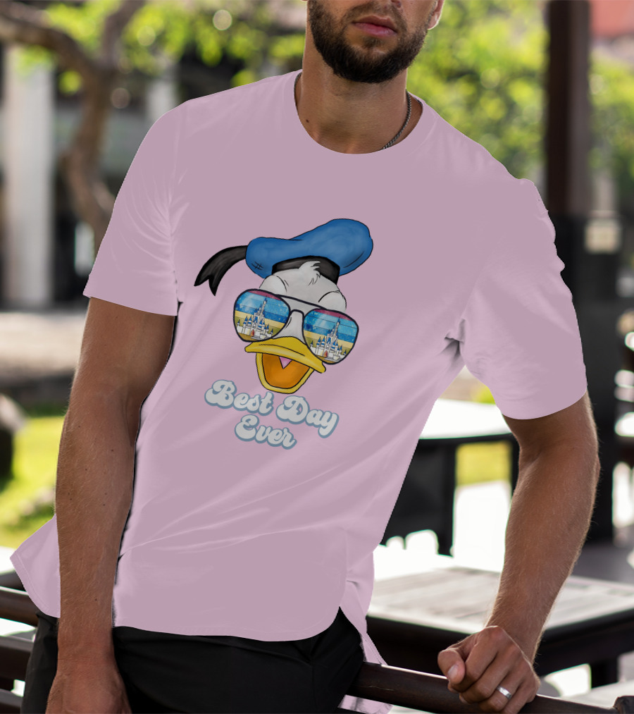 Donald Duck Best Day Ever Sunglasses And Castle T-Shirt