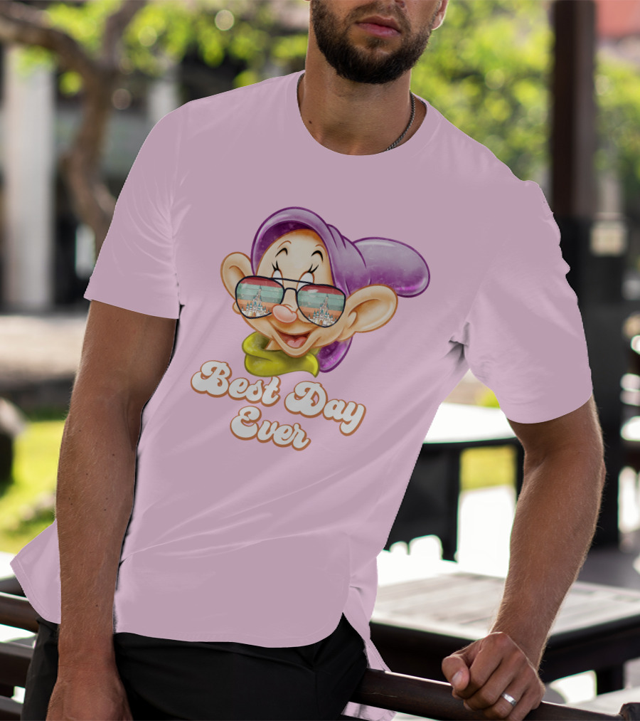 Best Day Ever Dopey Sunglasses Castle T-Shirt
