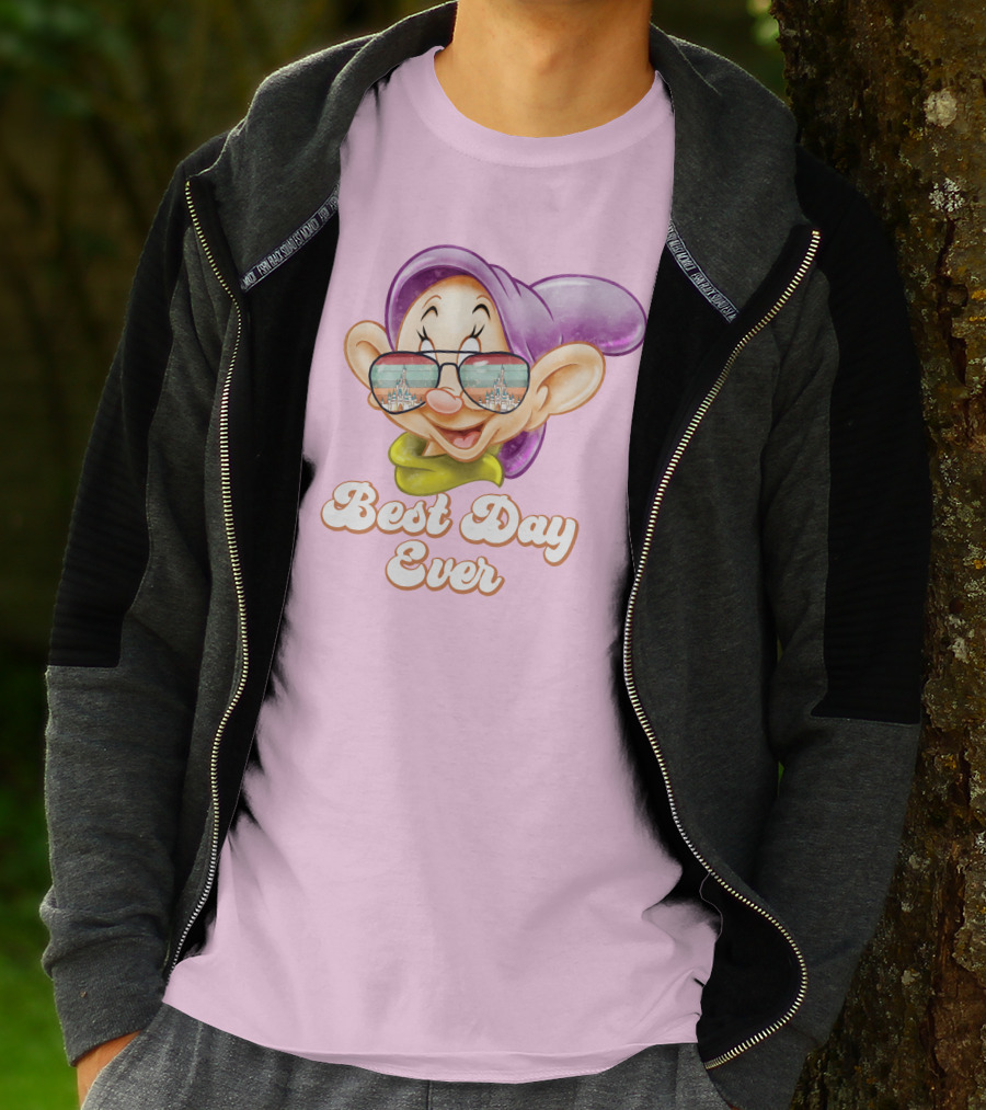 Best Day Ever Dopey Sunglasses Castle T-Shirt
