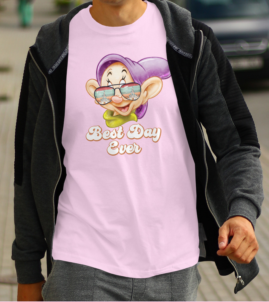 Best Day Ever Dopey Sunglasses Castle T-Shirt