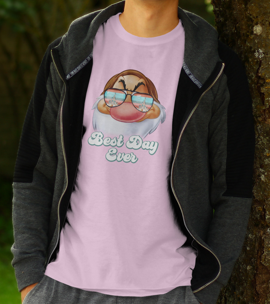 Best Day Ever Grumpy Dwarf Sunglasses Castle Scene T-Shirt