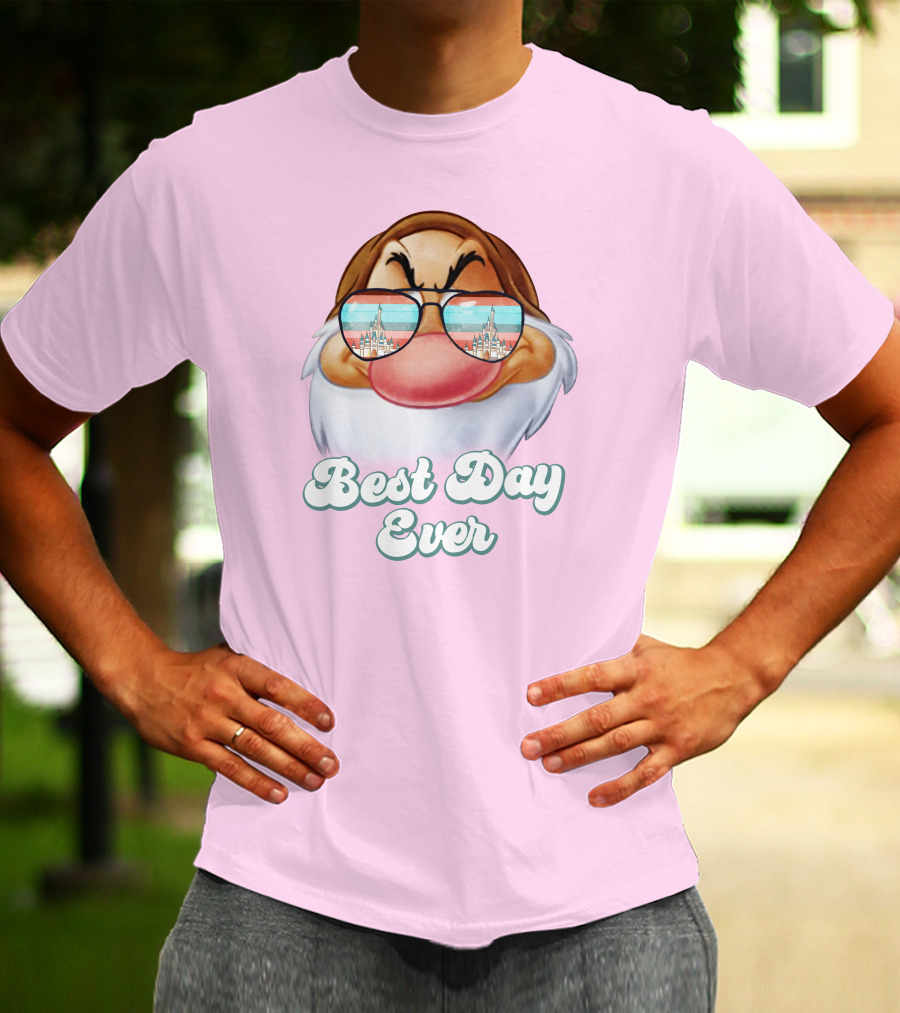 Best Day Ever Grumpy Dwarf Sunglasses Castle Scene T-Shirt