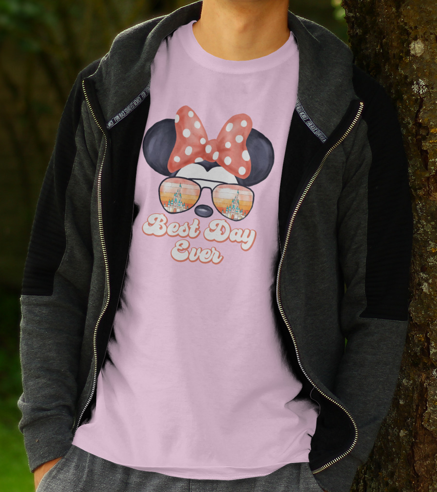 Minnie Mouse Best Day Ever Castle Sunglasses T-Shirt
