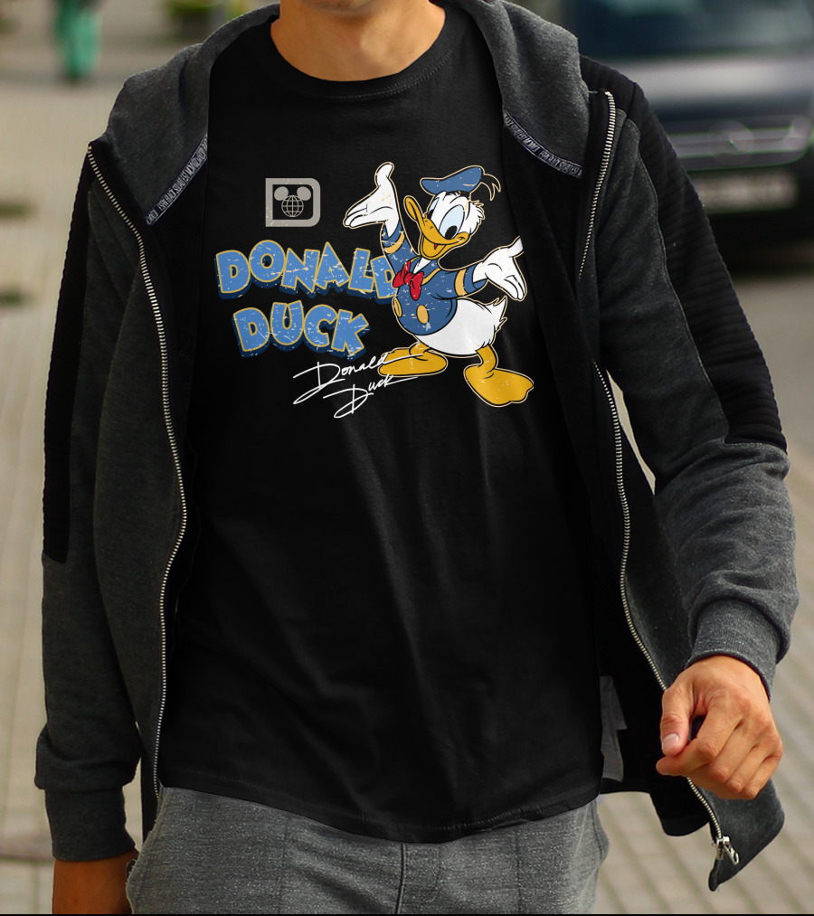 Donald Duck Retro Style Disney Character T-Shirt