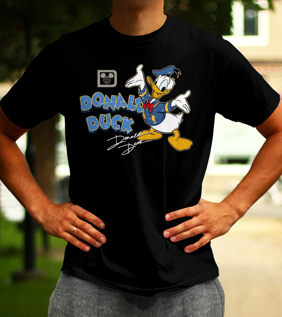 Donald Duck Retro Style Disney Character T-Shirt