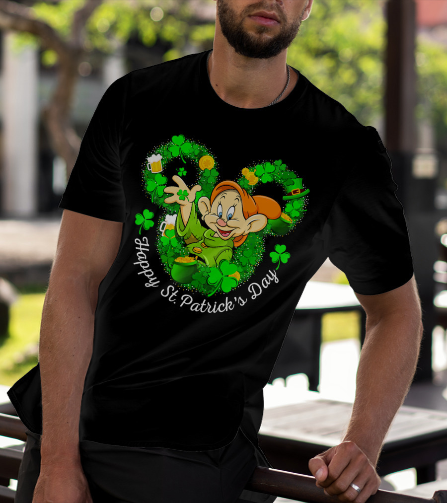 Dopey Happy St. Patrick's Day Shamrock And Beer Celebration Green Theme T-Shirt