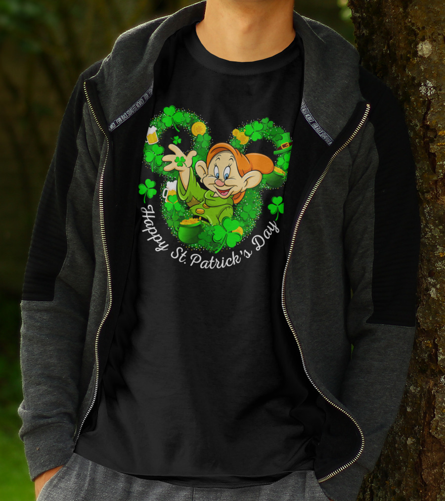 Dopey Happy St. Patrick's Day Shamrock And Beer Celebration Green Theme T-Shirt