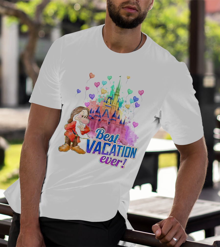 Best Vacation Ever Grumpy Castle Balloons T-Shirt