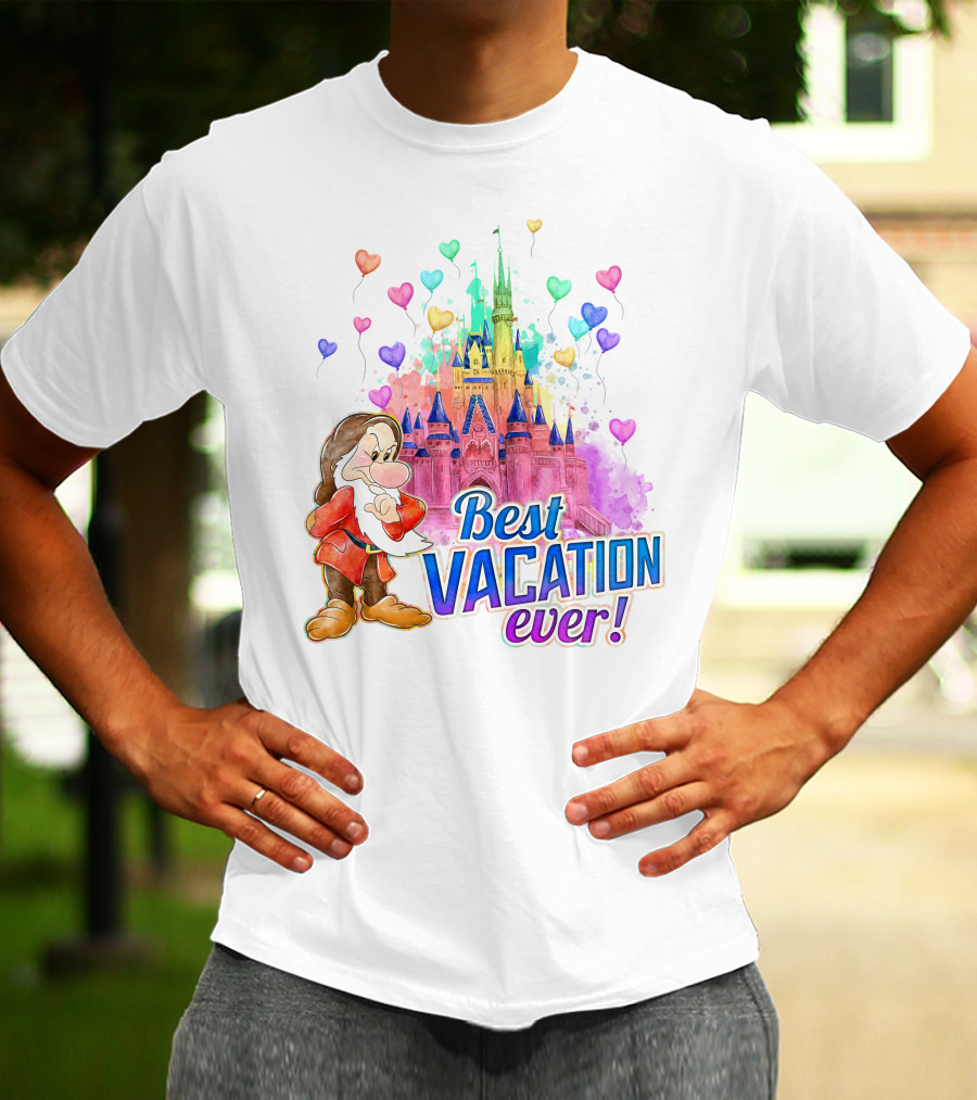 Best Vacation Ever Grumpy Castle Balloons T-Shirt