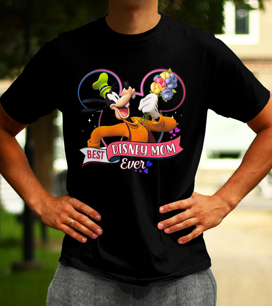 Best Disney Mom Ever Goofy Holding Flowers Pixar Balloons Hearts T-Shirt
