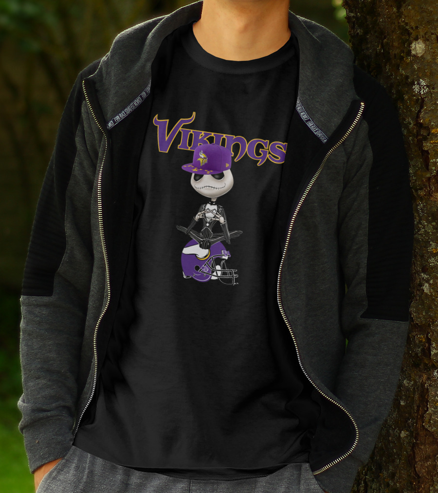 Minnesota Vikings Jack Skellington With Helmet And Hat T-Shirt