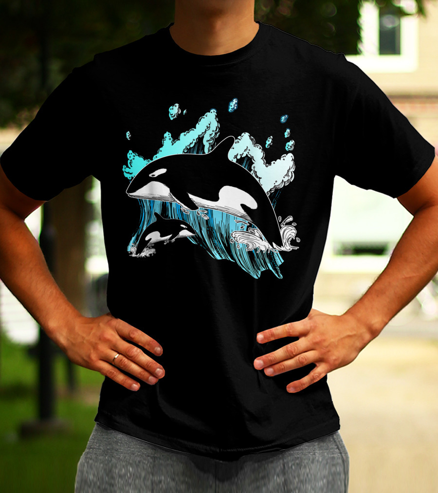 Killer Whale Ocean Lover Orca Splashing Waves Men's Gift Idea T-Shirt