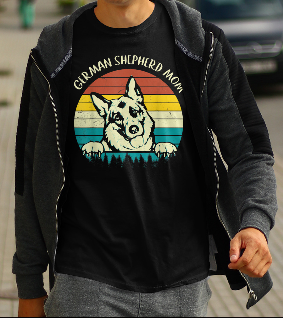 German Shepherd Mom Retro Sunset T-Shirt