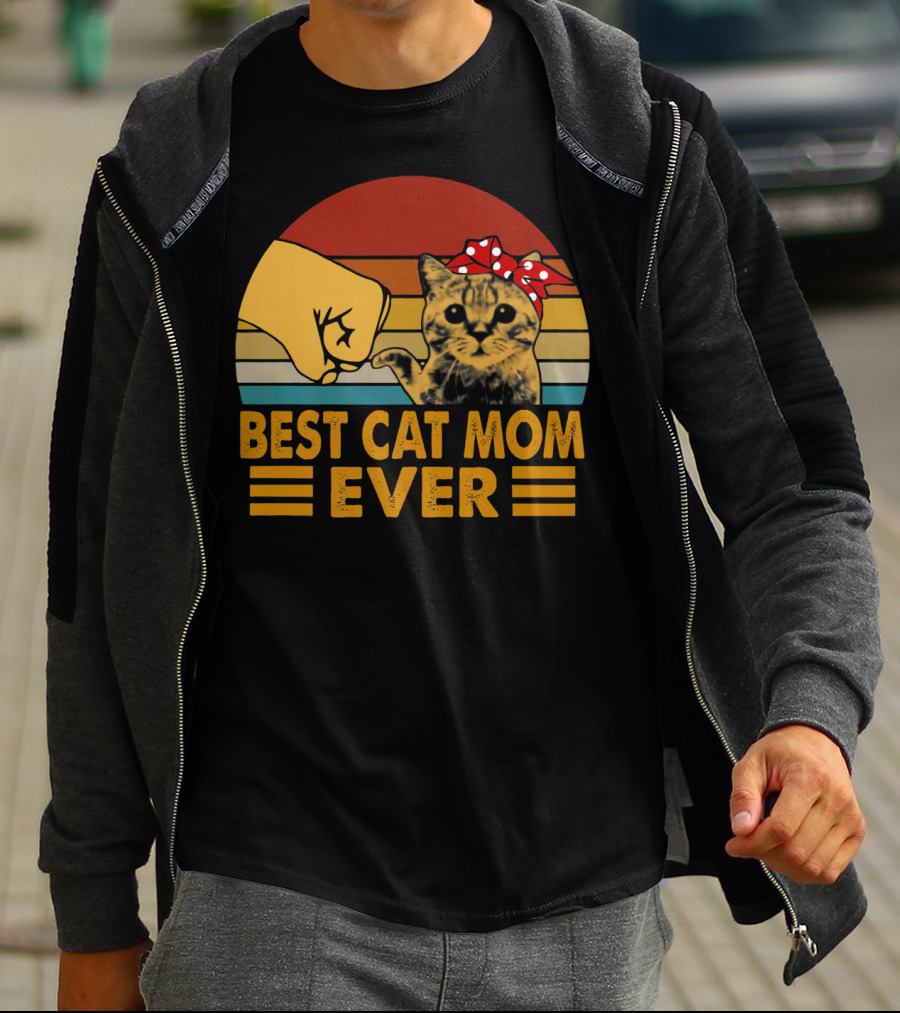 Best Cat Mom Ever Vintage Fist Bump With Cat Bow Stripes T-Shirt