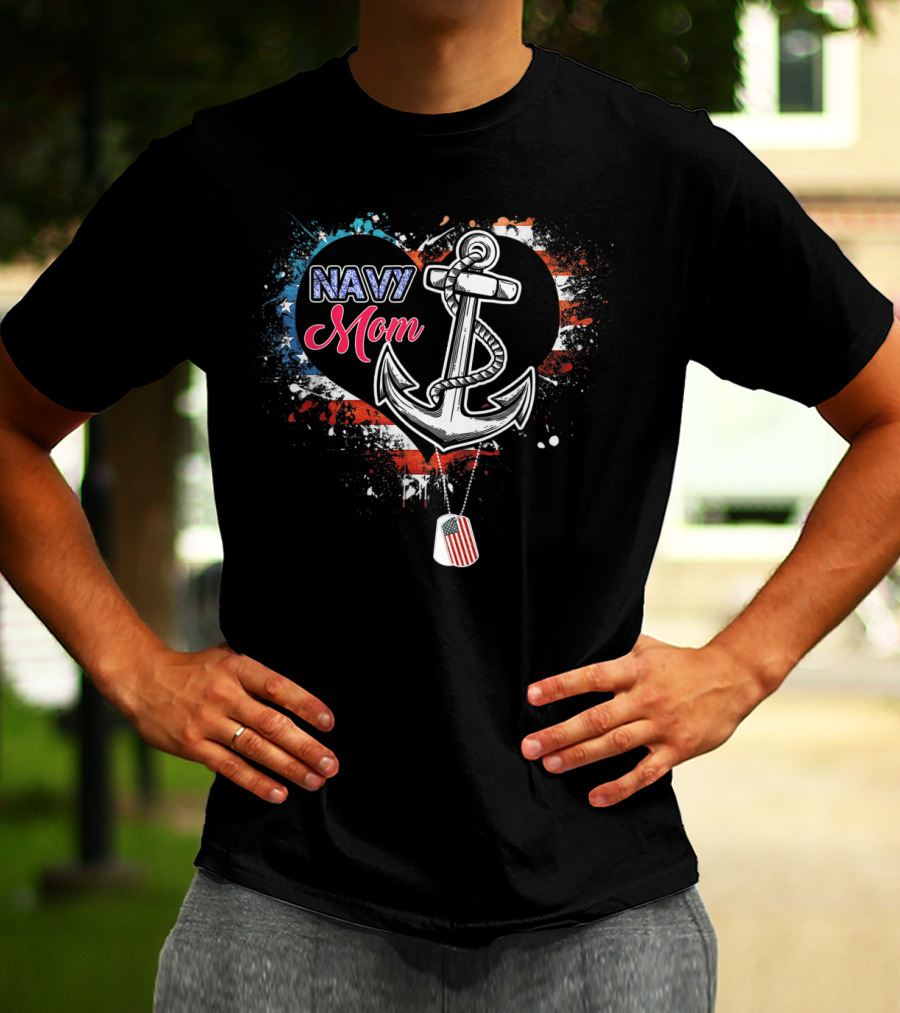 Navy Mom Anchor Heart American Flag Background T-Shirt