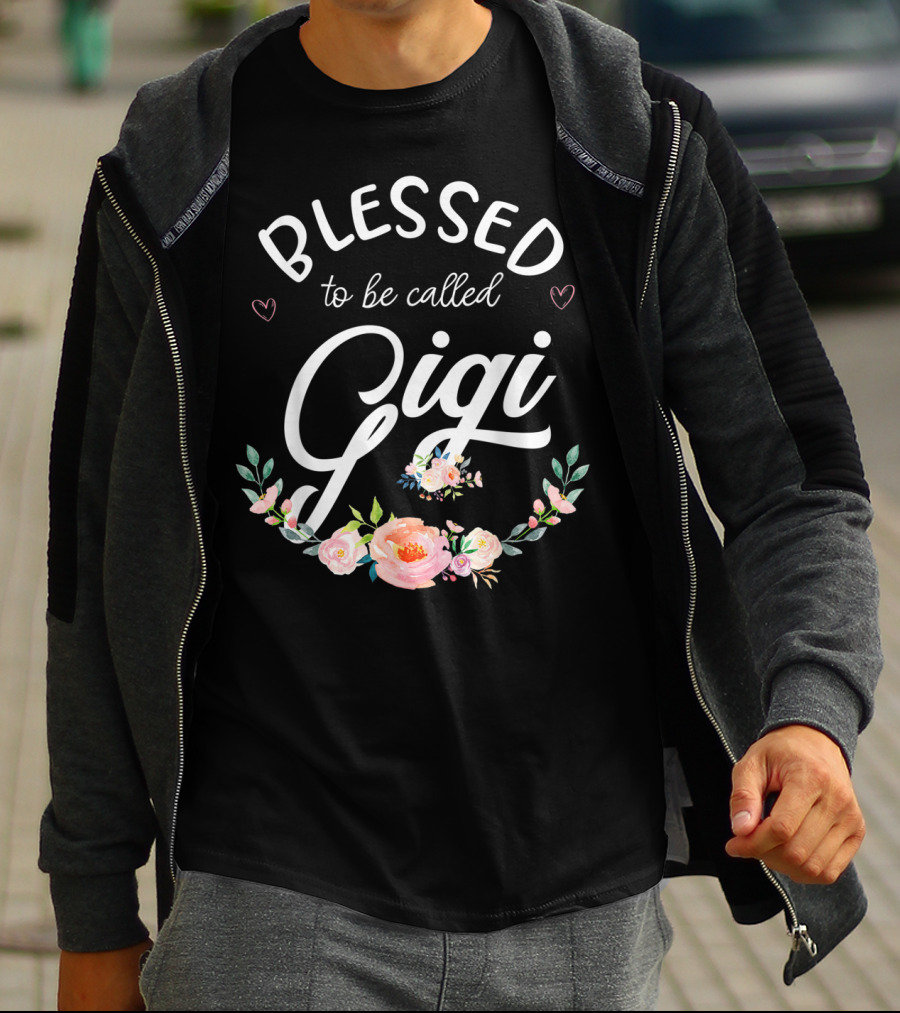 Blessed To Be Called Gigi Floral Grandma T-Shirt