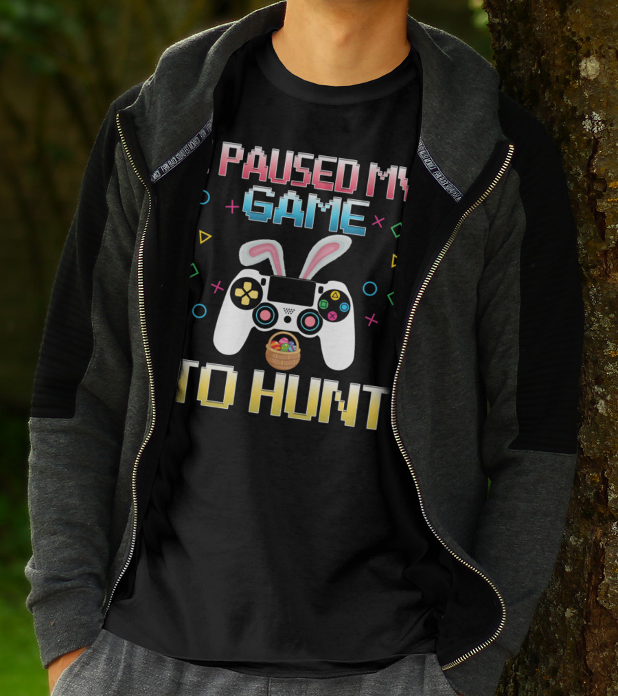 I Paused My Game To Hunt Easter Gamer Controller T-Shirt
