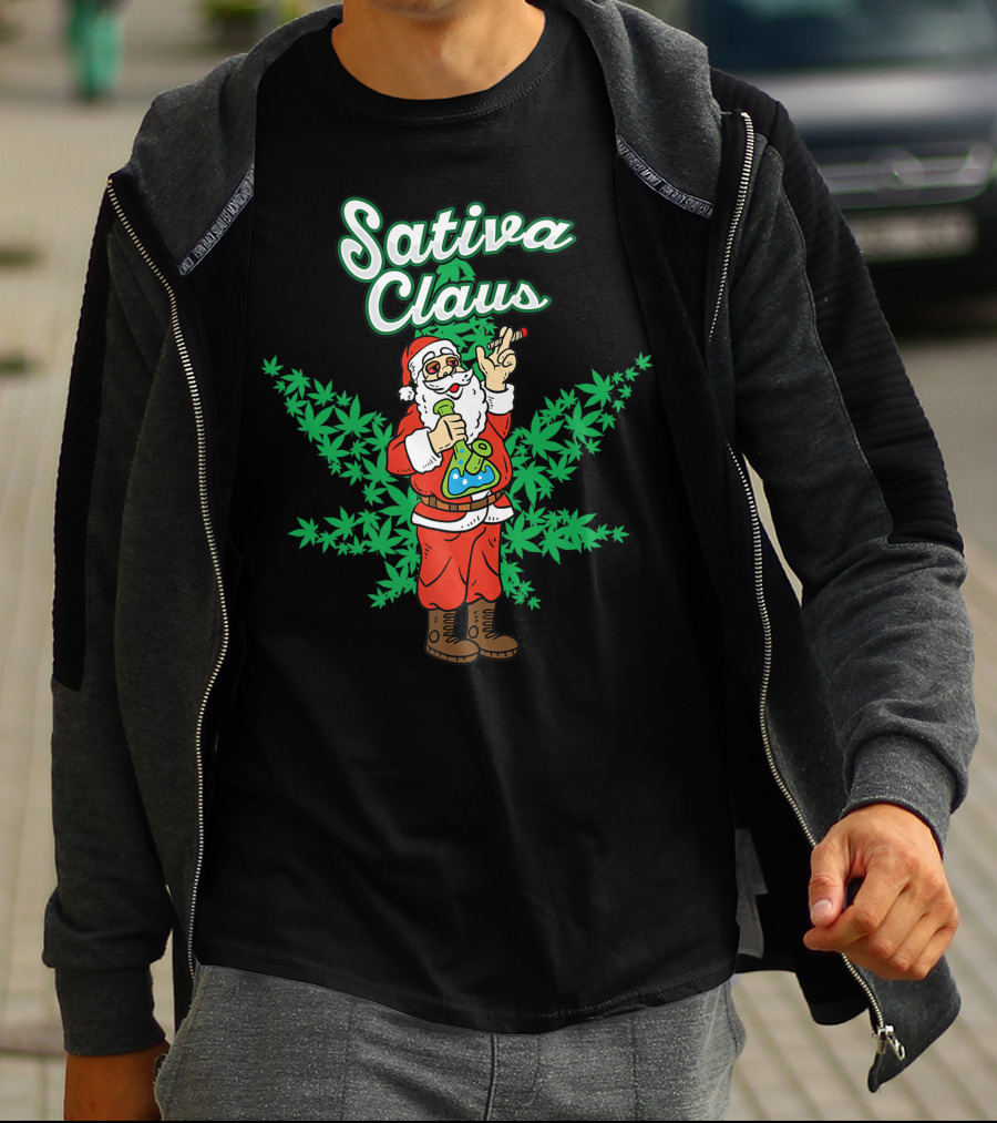 Sativa Claus Cannabis Marijuana Smoking Santa With Weed Leaves T-Shirt