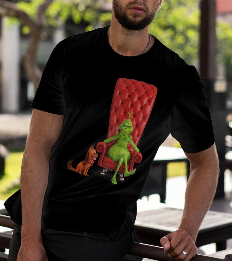 Dr Seuss The Grinch And Max On Red Tufted Chair T-Shirt
