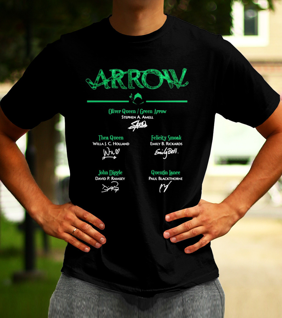 ARROW Stephen Amell Oliver Queen Green Arrow Willa Holland Emily Bett Rickards David Ramsey Paul Blackthorne T-Shirt