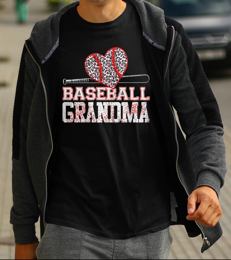 Baseball Grandma Leopard Heart Softball Player T-Shirt