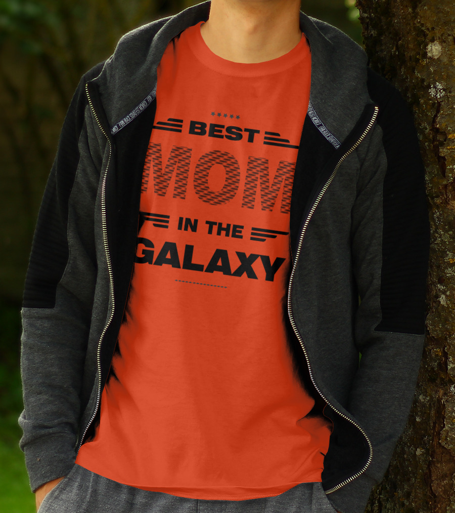 Best Mom IN The Galaxy T-Shirt