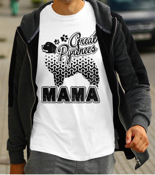 Great Pyrenees Dog Lover Mama Graphic With Paw Prints T-Shirt