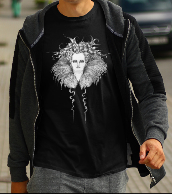 Red Queen Fur Collar Fantasy T-Shirt
