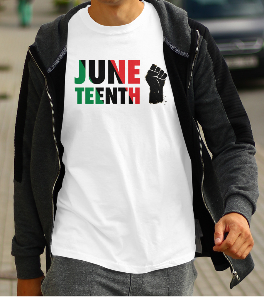 Juneteenth Black Power Fist Red Green T-Shirt