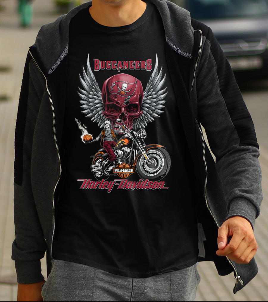 Buccaneers Harley Davidson Motor Cycles Hd15 Nfl Tampa Bay Buccaneers T-Shirt