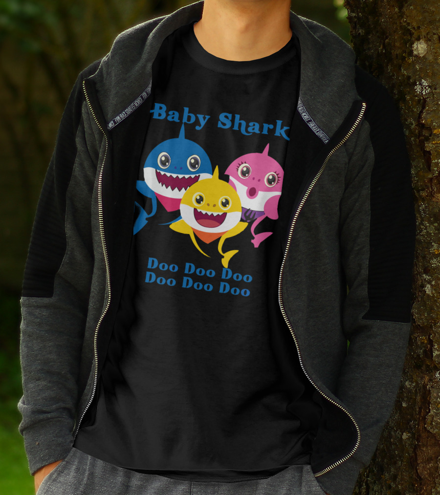 Baby Shark Doo Doo Doo Doo Doo Doo Blue Pink Yellow Shark Trio T-Shirt