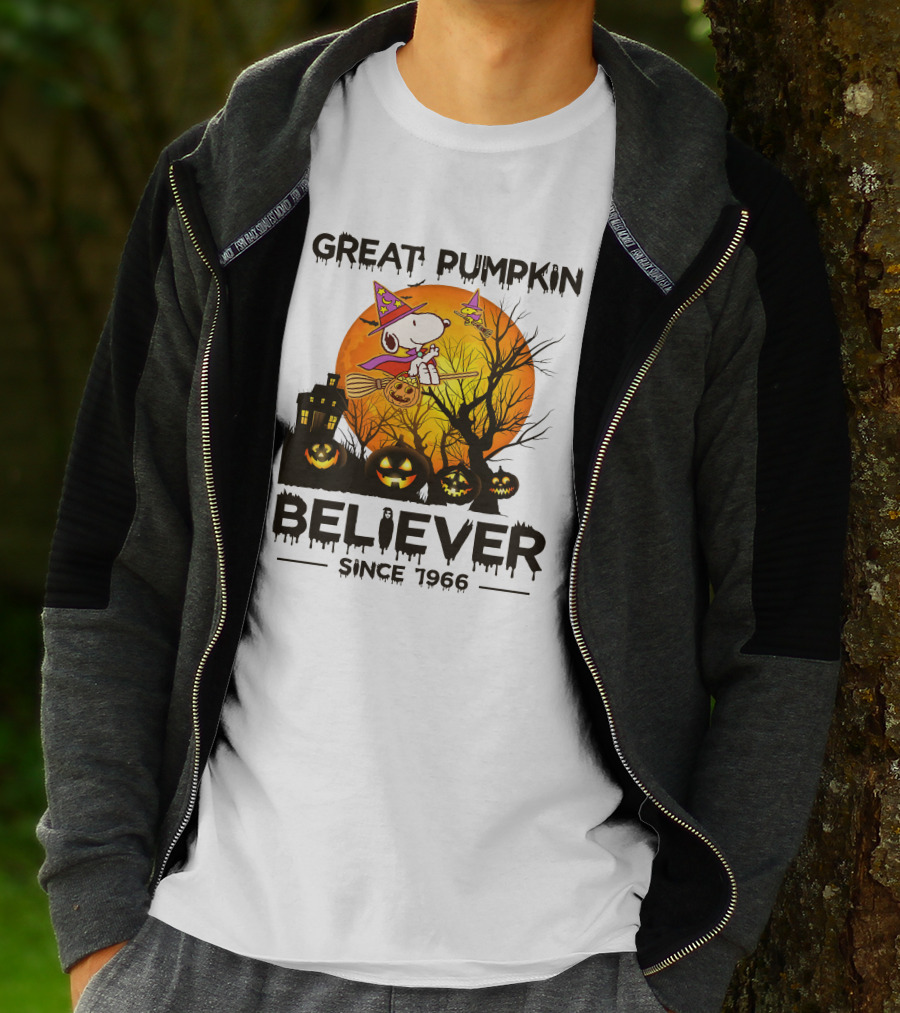 Great Pumpkin Believer Since 1966 Snoopy Halloween Scene T-Shirt