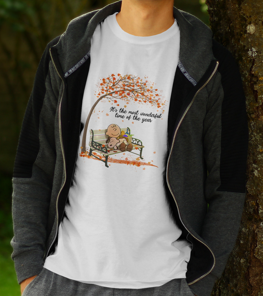 It's The Most Wonderful Time Of The Year Autumn Leaves Bench Scene T-Shirt