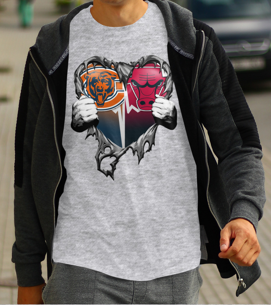 Chicago Bears And Bulls Heart Tear T-Shirt