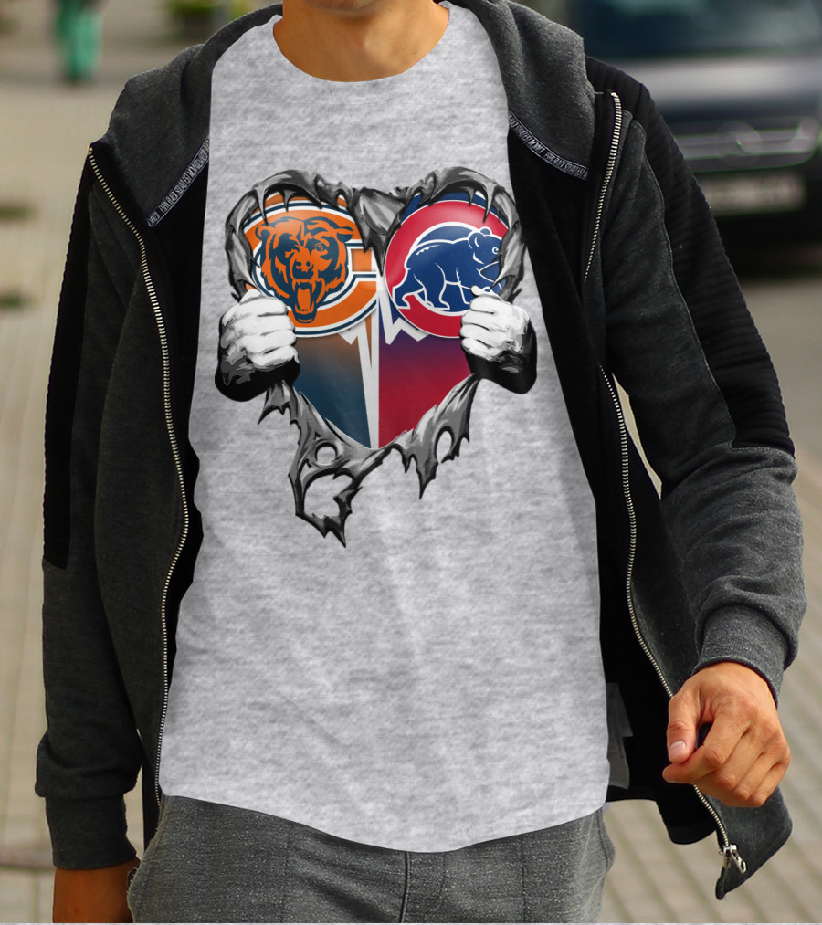 Xatt008 Chicago Bears And Cubs Heart T-Shirt