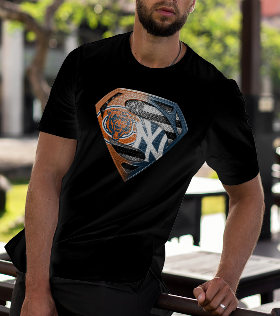 Chicago Bears And New York Yankees Superman Logo Mashup T-Shirt
