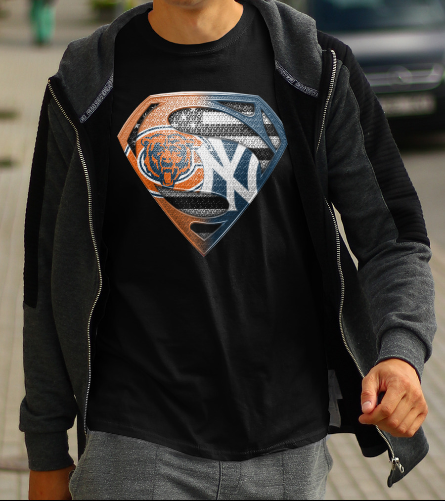 Chicago Bears And New York Yankees Superman Logo Mashup T-Shirt