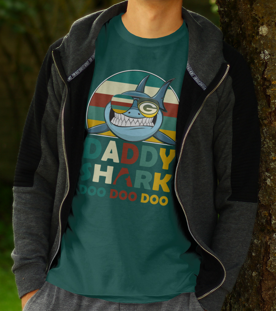 Daddy Shark Green Bay Packers Doo Doo Doo T-Shirt