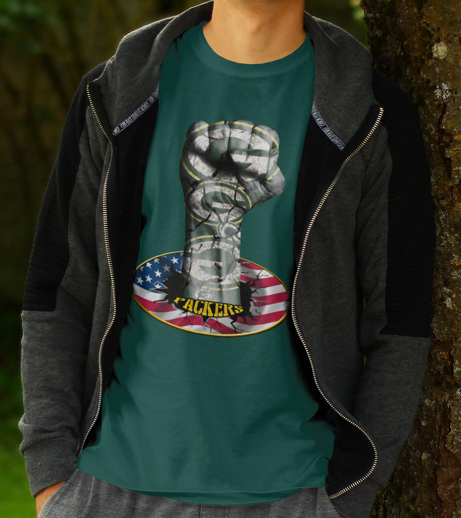 Fist With Green Bay Packers Logo On Cracked American Flag T-Shirt