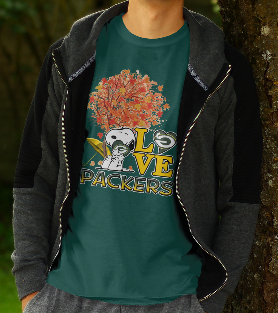 Love Packers Snoopy Green Bay Packers Autumn Tree T-Shirt