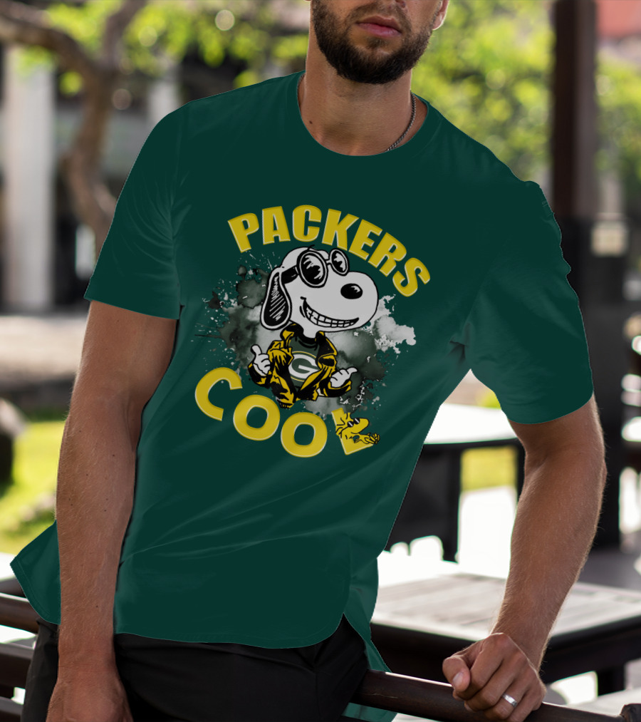 Packers Cool Snoopy Green Bay Packers Football T-Shirt