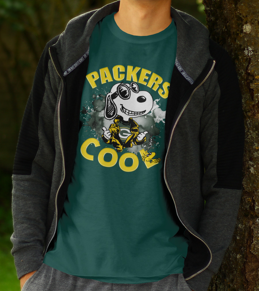 Packers Cool Snoopy Green Bay Packers Football T-Shirt