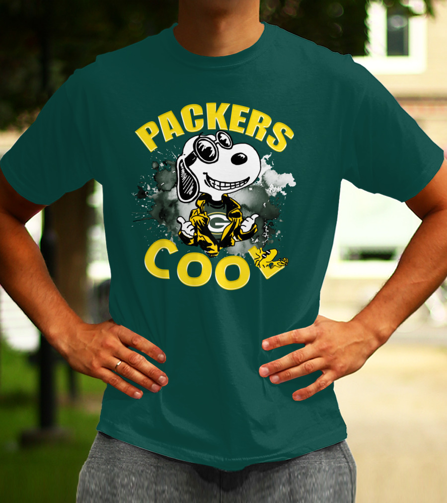 Packers Cool Snoopy Green Bay Packers Football T-Shirt