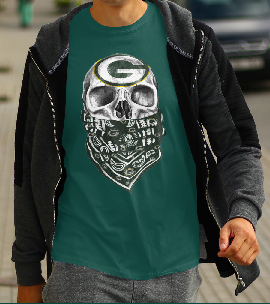Green Bay Packers Skull With Bandana Featuring T-Shirt