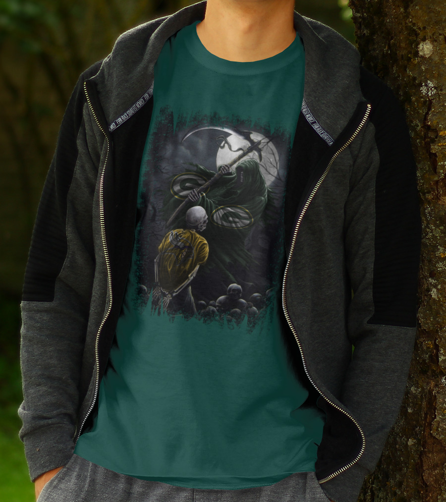 Green Bay Packers Grim Reaper Scene With Skeleton Under Moonlight T-Shirt