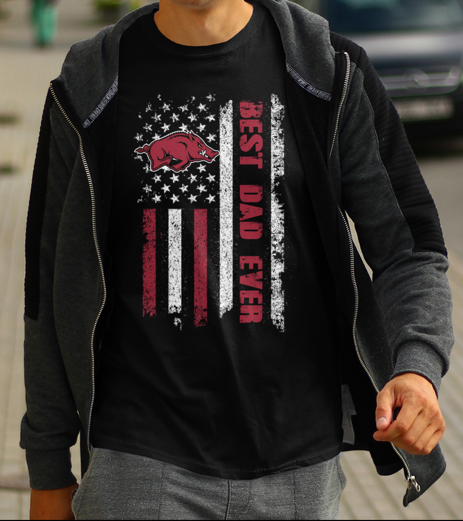 Arkansas Razorbacks Best Dad Ever American Flag T-Shirt
