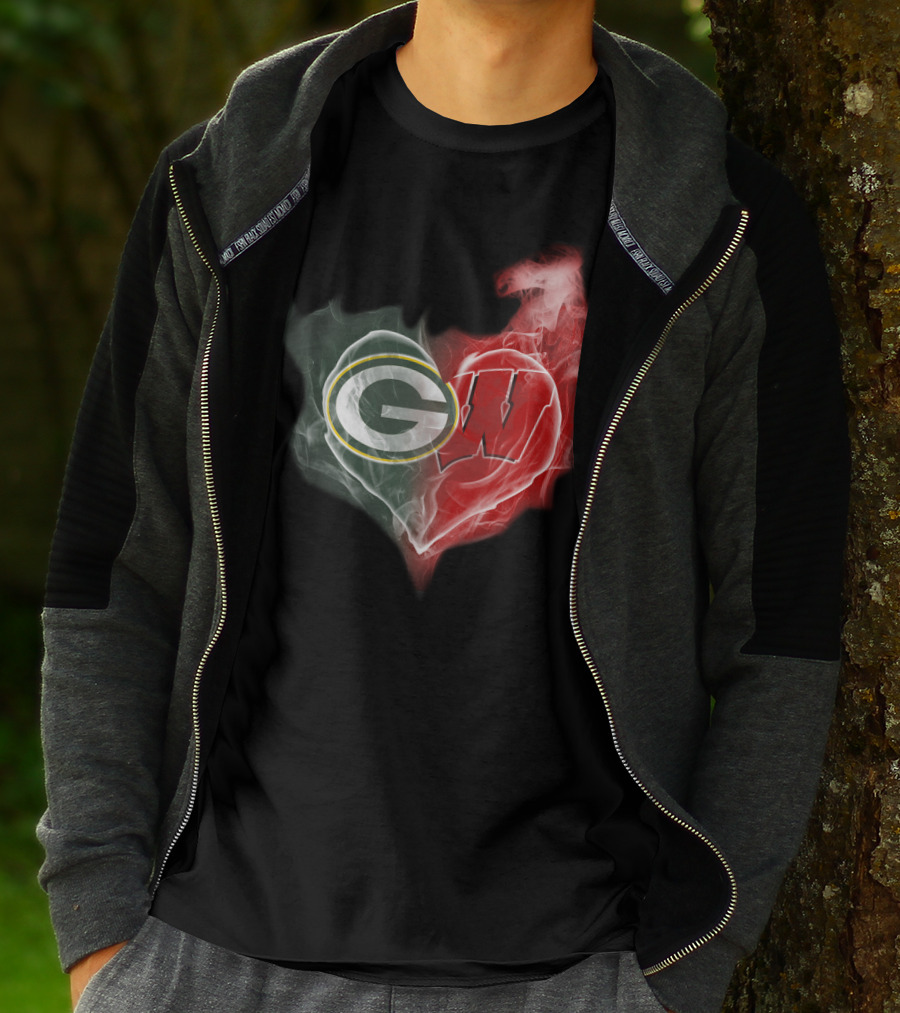 Green Bay Packers Wisconsin Badgers Heart Smoke T-Shirt